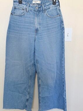 Abercrombie jeans